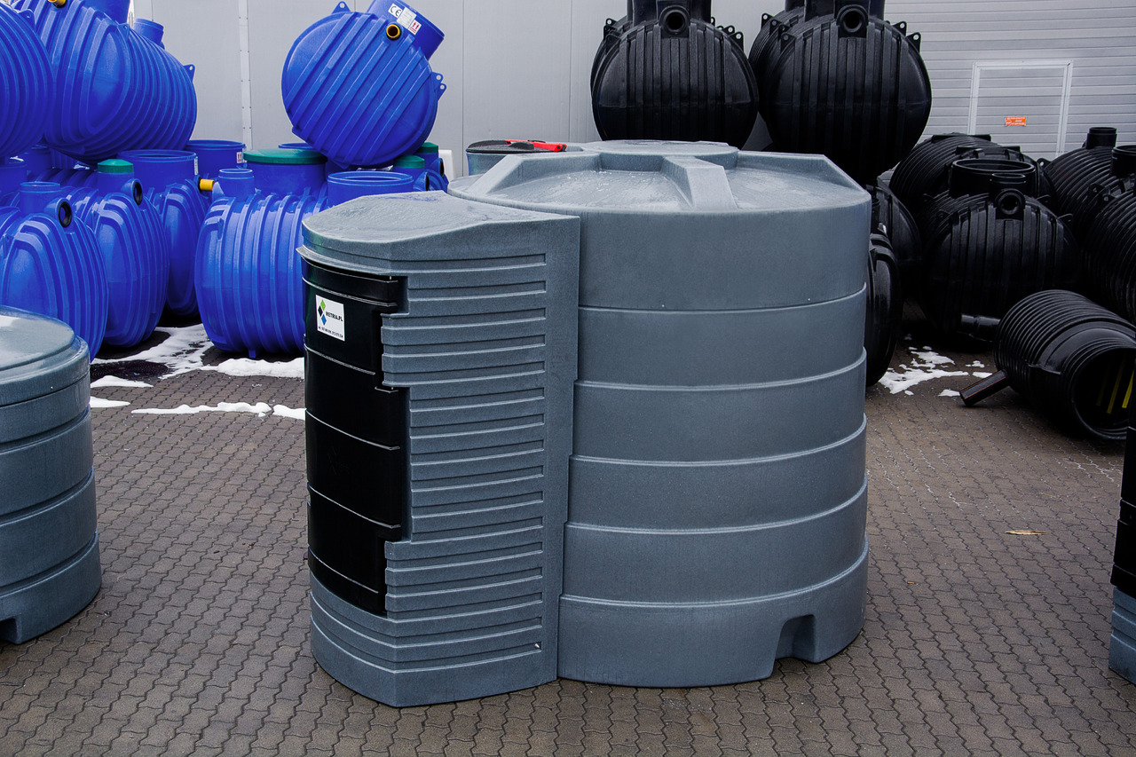 DC Dieseltank / Double-walled fuel tank for diesel fuel / Cuve à gasoil / Serbatoio gasolio / Бак для дизельного топлива / Zbiornik dwupłaszczowe na paliwo do oleju napędowego 5000 l - Δεξαμενή αποθήκευσης: φωτογραφία 1 DC Dieseltank / Double-walled fuel tank for diesel fuel / Cuve à gasoil / Serbatoio gasolio / Бак для дизельного топлива / Zbiornik dwupłaszczowe na paliwo do oleju napędowego 5000 l - Δεξαμενή αποθήκευσης: φωτογραφία 1