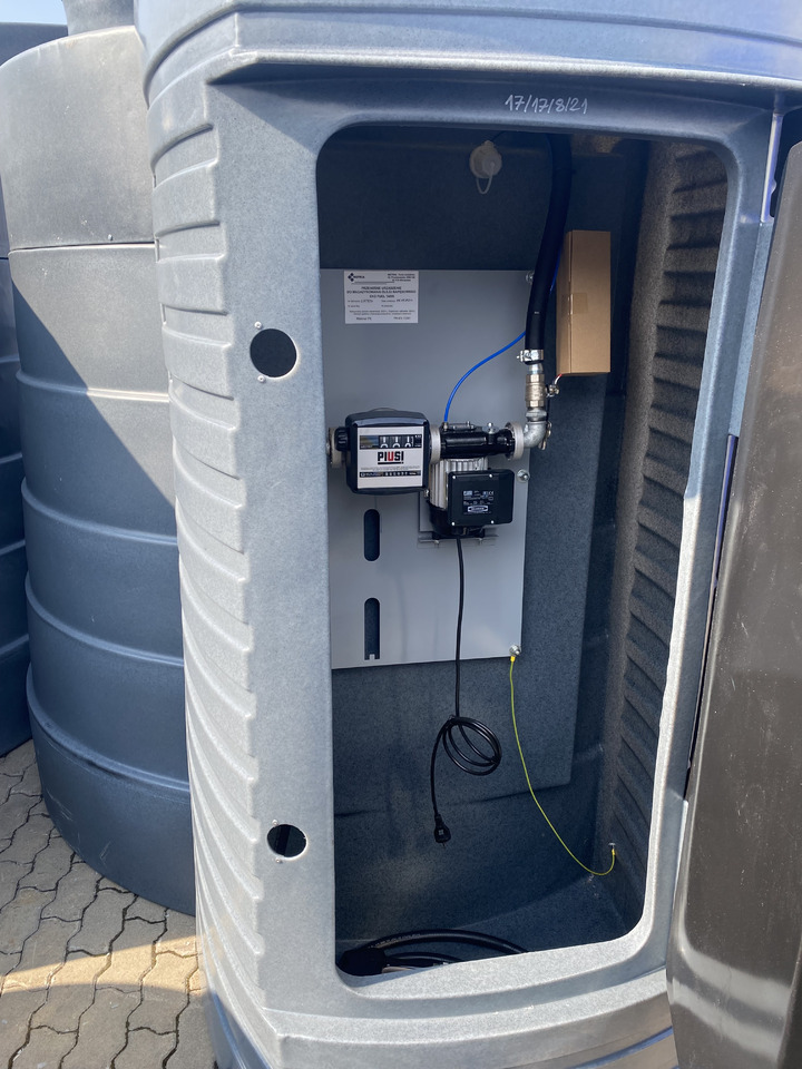 DC Dieseltank / Double-walled fuel tank for diesel fuel / Cuve à gasoil / Serbatoio gasolio / Бак для дизельного топлива / Zbiornik dwupłaszczowe na paliwo do oleju napędowego 5000 l - Δεξαμενή αποθήκευσης: φωτογραφία 3 DC Dieseltank / Double-walled fuel tank for diesel fuel / Cuve à gasoil / Serbatoio gasolio / Бак для дизельного топлива / Zbiornik dwupłaszczowe na paliwo do oleju napędowego 5000 l - Δεξαμενή αποθήκευσης: φωτογραφία 3