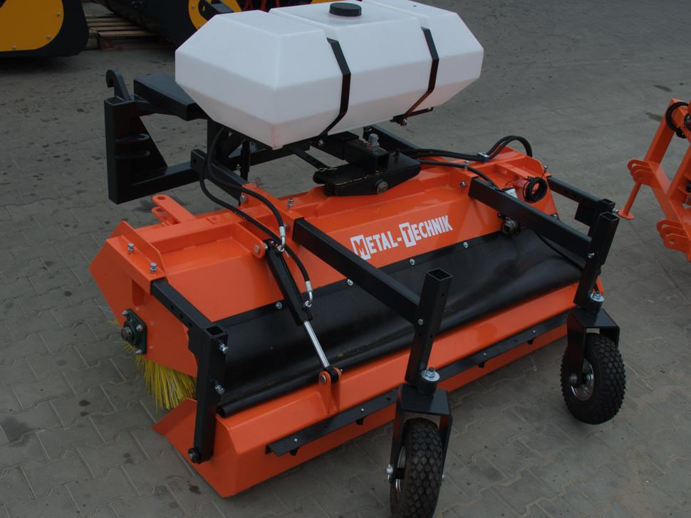METAL-TECHNIK Kehrmaschine / Sweeper / Balayeuse / Spazzolatrice / Подметательно-уборочная машина / Zamiatarka 2 m - Σκούπα για Φορτωτησ για τρακτερ: φωτογραφία 2 METAL-TECHNIK Kehrmaschine / Sweeper / Balayeuse / Spazzolatrice / Подметательно-уборочная машина / Zamiatarka 2 m - Σκούπα για Φορτωτησ για τρακτερ: φωτογραφία 2