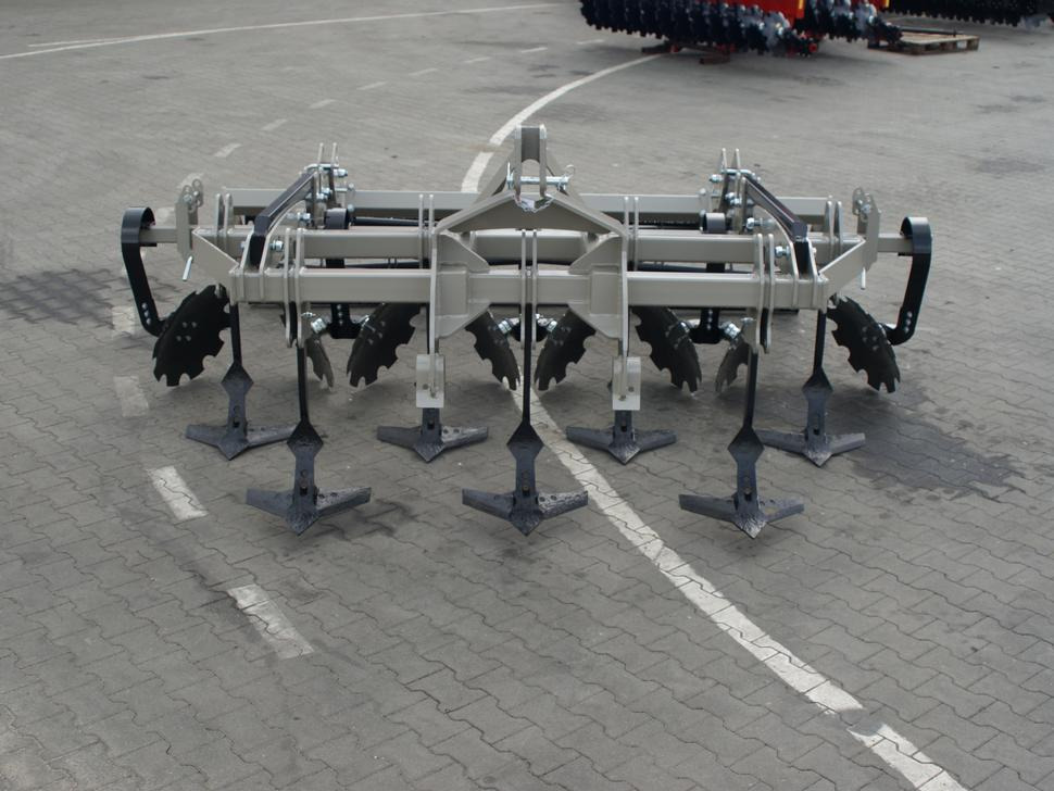 ROLEX Flügelschargrubber / Stubble cultivator / Dechaumeur à dents / Aratri stoppiatori / Стерневой культиватор / Agregat podorywkowy 3 m - Καλλιεργητής: φωτογραφία 4 ROLEX Flügelschargrubber / Stubble cultivator / Dechaumeur à dents / Aratri stoppiatori / Стерневой культиватор / Agregat podorywkowy 3 m - Καλλιεργητής: φωτογραφία 4