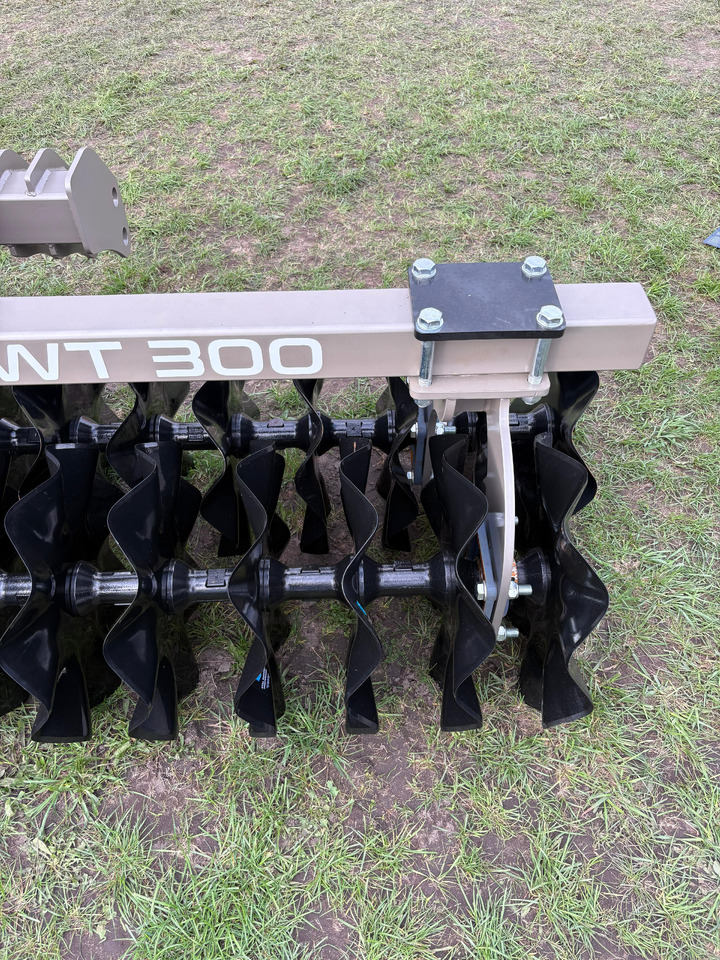 ROLEX Front disc / Déchaumeur frontal / Brona przednia WT300 - Δισκοσβάρνα: φωτογραφία 5 ROLEX Front disc / Déchaumeur frontal / Brona przednia WT300 - Δισκοσβάρνα: φωτογραφία 5