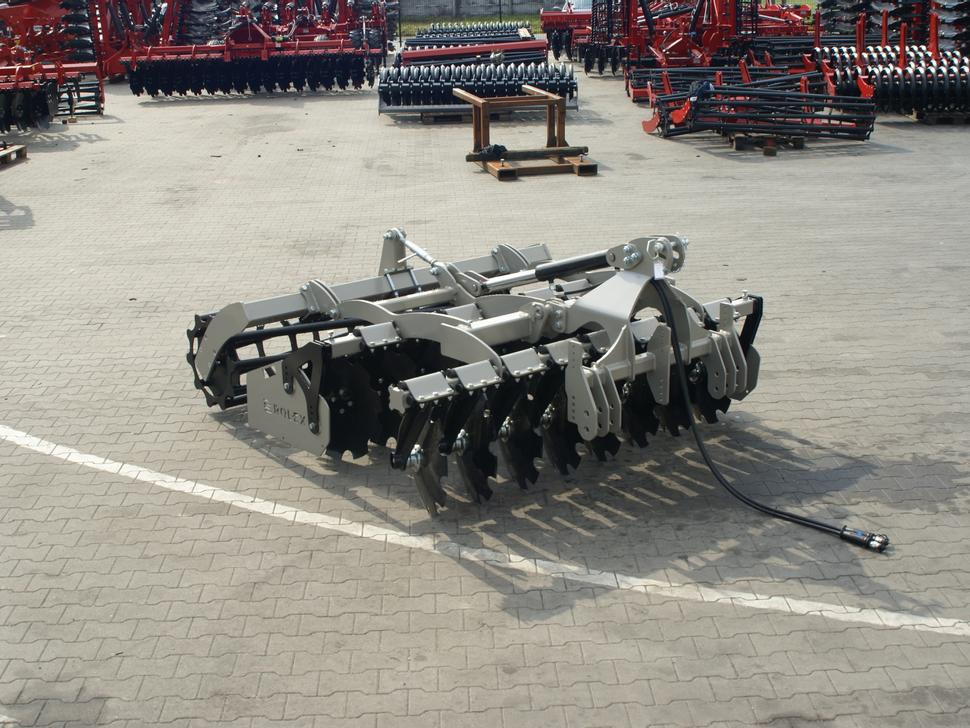 ROLEX Scheibenegge / Disc harrow for vineyards / Dechaumeur à disques pour vignes / Erpice a dischi / Дисковая борона для виноградника / Brona talerzowa do winnic 1,1 m - Δισκοσβάρνα: φωτογραφία 4 ROLEX Scheibenegge / Disc harrow for vineyards / Dechaumeur à disques pour vignes / Erpice a dischi / Дисковая борона для виноградника / Brona talerzowa do winnic 1,1 m - Δισκοσβάρνα: φωτογραφία 4