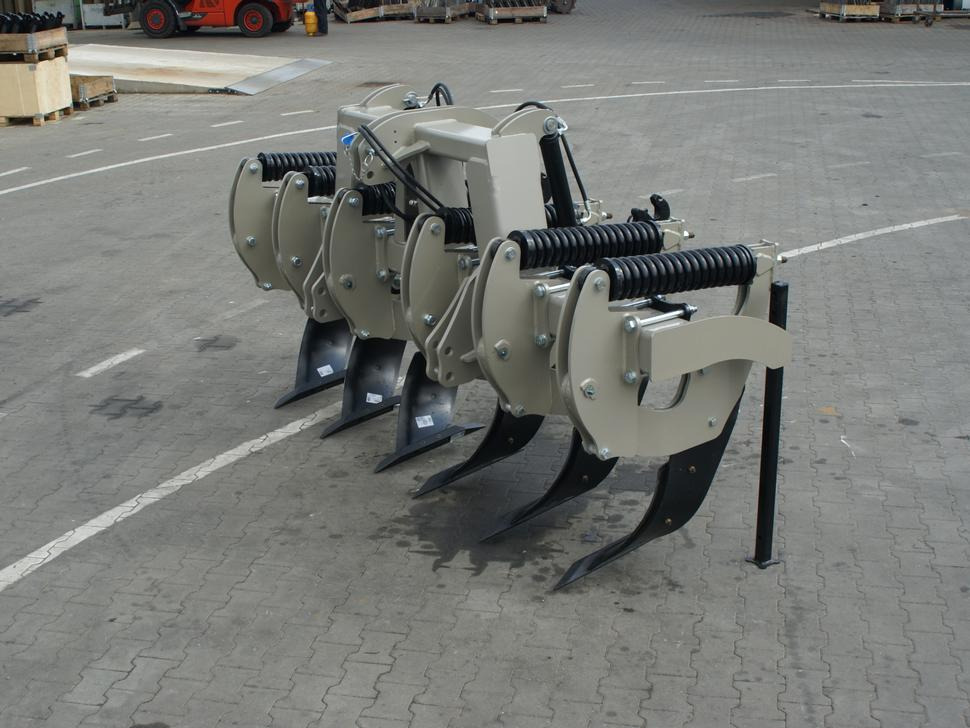 ROLEX Tiefenlockerer / Subsoiler / Décompacteur / Dissodatori / Subsolador / Глубокорыхлитель / Głębosz 3 m - Ρίπερ: φωτογραφία 3 ROLEX Tiefenlockerer / Subsoiler / Décompacteur / Dissodatori / Subsolador / Глубокорыхлитель / Głębosz 3 m - Ρίπερ: φωτογραφία 3