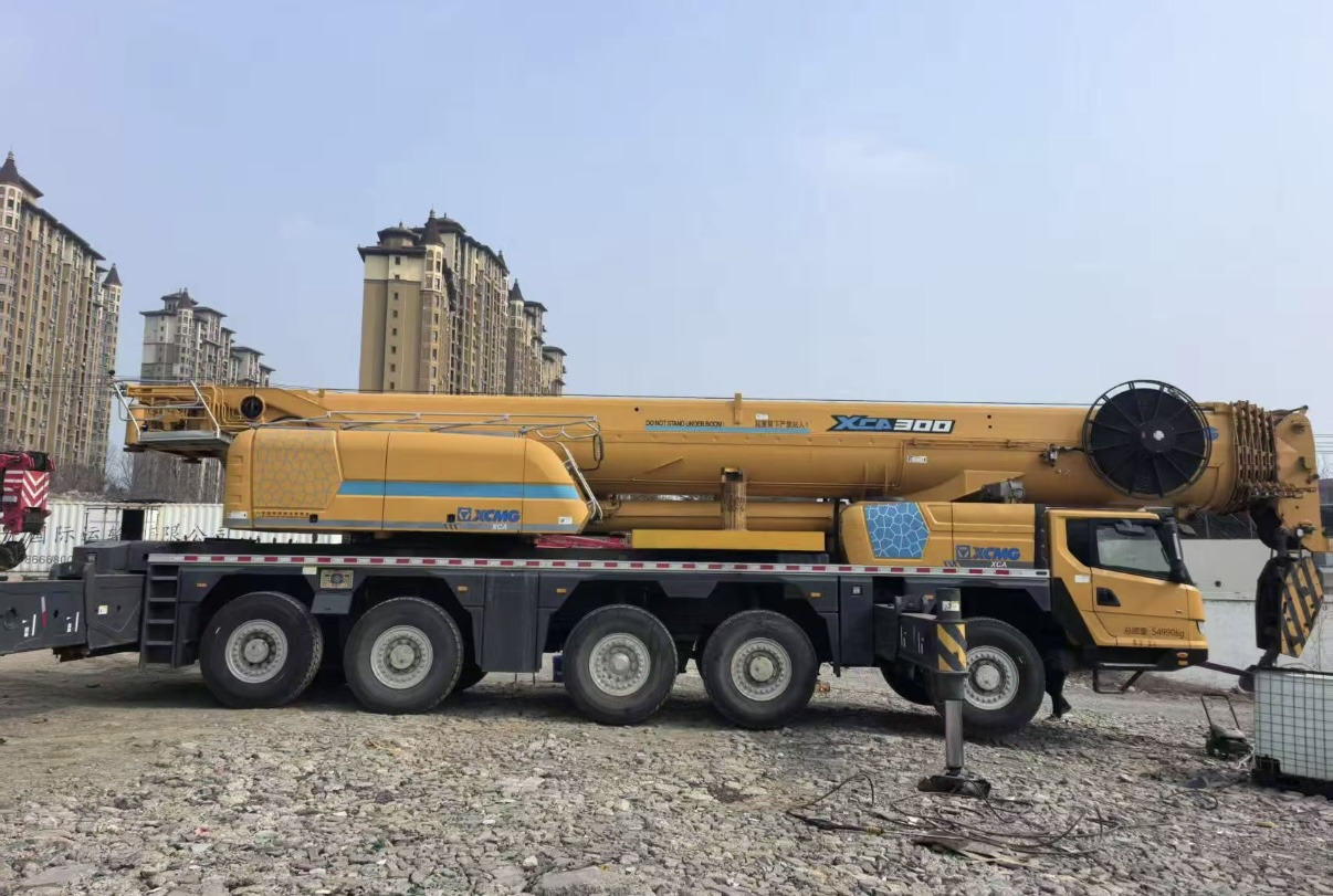 XCMG XCA220 - Γερανός παντός εδάφους: φωτογραφία 2 XCMG XCA220 - Γερανός παντός εδάφους: φωτογραφία 2