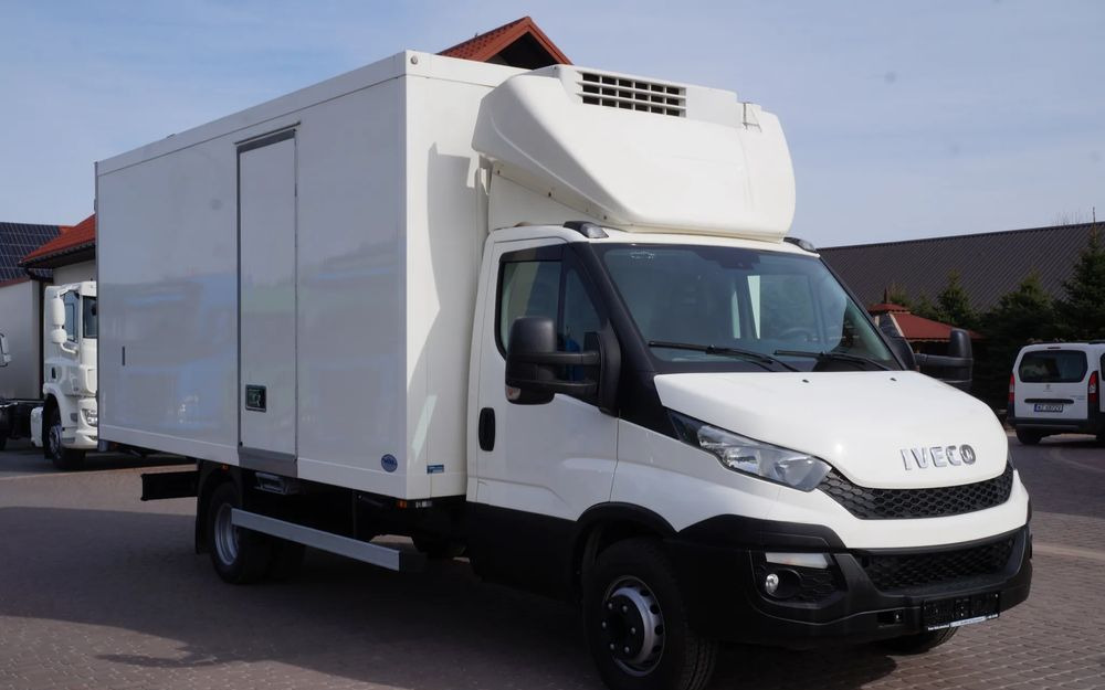 Iveco DAILY 70c17 CHŁODNIA 5 m Thermo king V-500 MAX Wzorowy Stan - Φορτηγό ψυγείο: φωτογραφία 2 Iveco DAILY 70c17 CHŁODNIA 5 m Thermo king V-500 MAX Wzorowy Stan - Φορτηγό ψυγείο: φωτογραφία 2