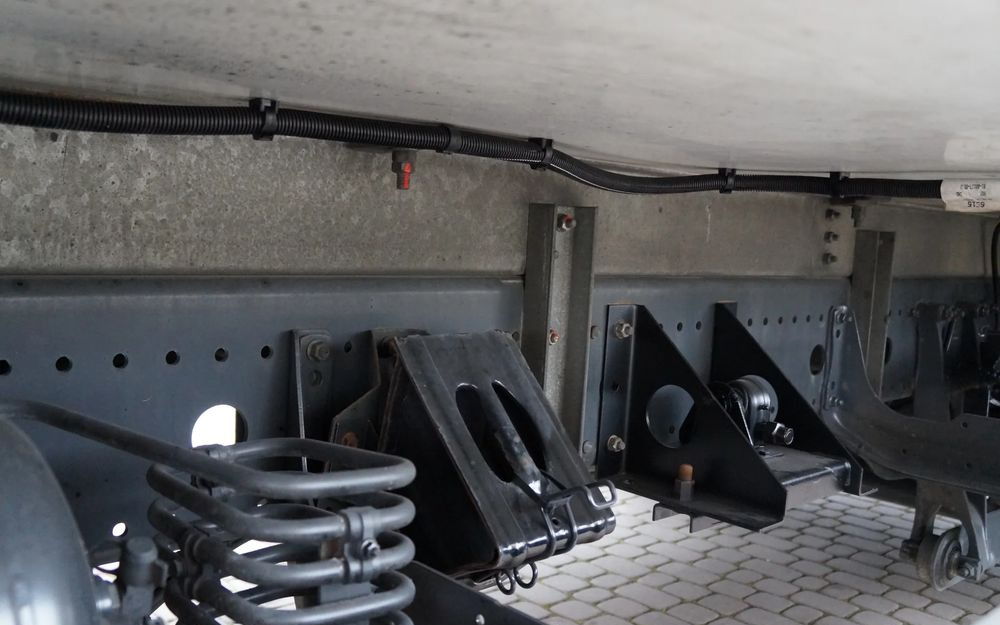 Mercedes-Benz ATEGO 1318 EURO 5 RAMA DO ZABUDOWY MANUAL 1322 - Φορτηγό σασί: φωτογραφία 4 Mercedes-Benz ATEGO 1318 EURO 5 RAMA DO ZABUDOWY MANUAL 1322 - Φορτηγό σασί: φωτογραφία 4