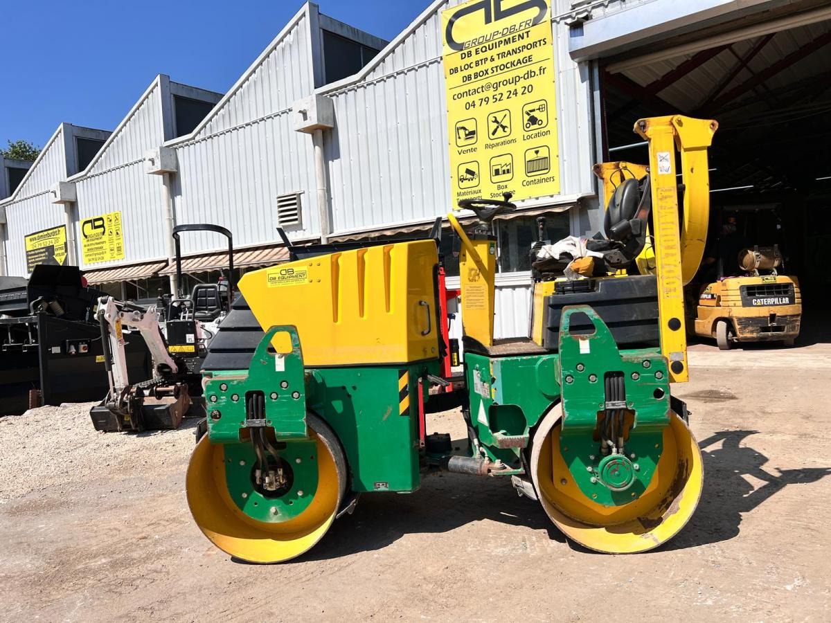 Ammann AV26-2 COMPACTEUR ROULEAU TANDEM VIBRANT ARTICULÉ - Ασφαλτικός οδοστρωτήρας: φωτογραφία 2 Ammann AV26-2 COMPACTEUR ROULEAU TANDEM VIBRANT ARTICULÉ - Ασφαλτικός οδοστρωτήρας: φωτογραφία 2