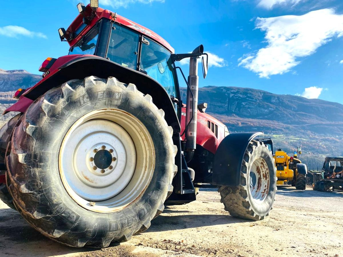 CASE IH CVX 150 - Τρακτέρ: φωτογραφία 5 CASE IH CVX 150 - Τρακτέρ: φωτογραφία 5
