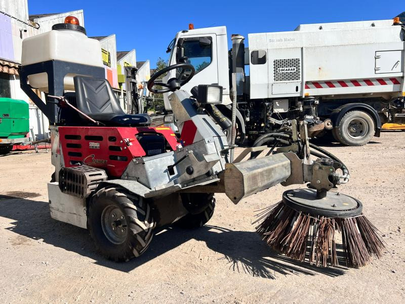 Cochet Balayeuse de désherbage automotrice Gecko (NET DE TVA) - Βιομηχανικό σάρωθρο: φωτογραφία 5 Cochet Balayeuse de désherbage automotrice Gecko (NET DE TVA) - Βιομηχανικό σάρωθρο: φωτογραφία 5