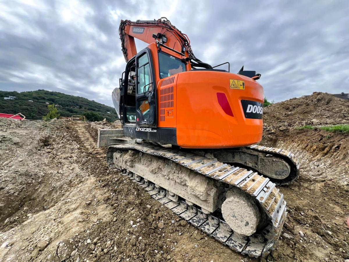 Doosan DX235 LCR-5 PELLE A CHENILLES 26T - Ερπυστριοφόρος εκσκαφέας: φωτογραφία 2 Doosan DX235 LCR-5 PELLE A CHENILLES 26T - Ερπυστριοφόρος εκσκαφέας: φωτογραφία 2