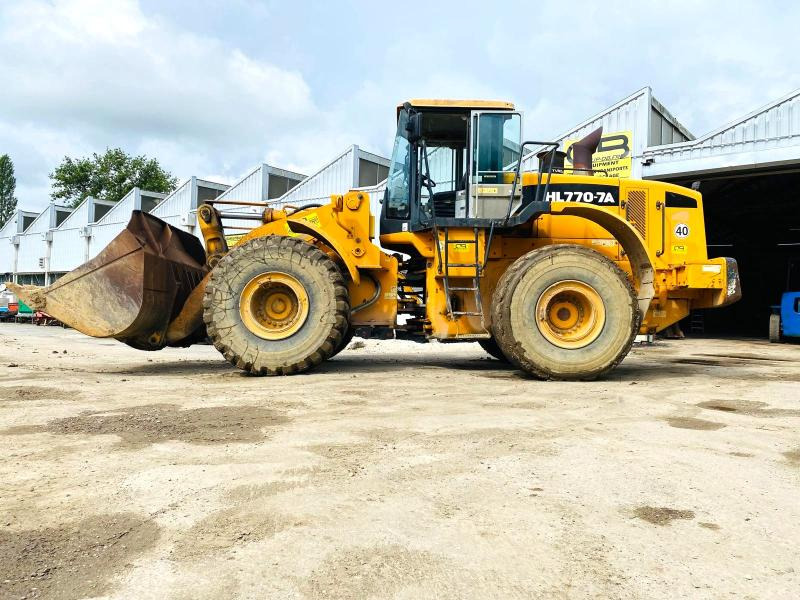 HYUNDAI Chargeuse articulé HL770-7A 23T - Φορτωτής εκσκαφέας: φωτογραφία 3 HYUNDAI Chargeuse articulé HL770-7A 23T - Φορτωτής εκσκαφέας: φωτογραφία 3