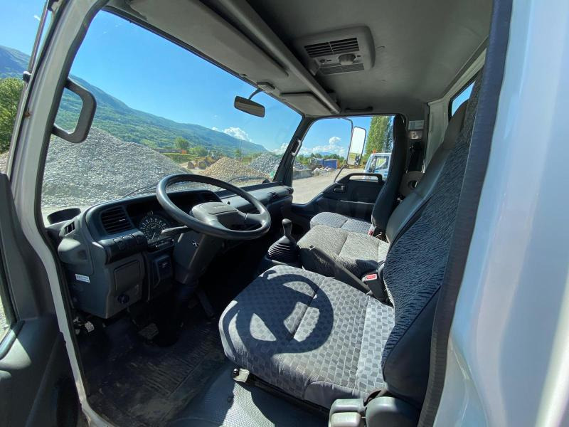 Μίσθωση ISUZU Camion SÉRIE N AVEC 2 STRUCTURES CHAPITEAUX ISUZU Camion SÉRIE N AVEC 2 STRUCTURES CHAPITEAUX: φωτογραφία 12