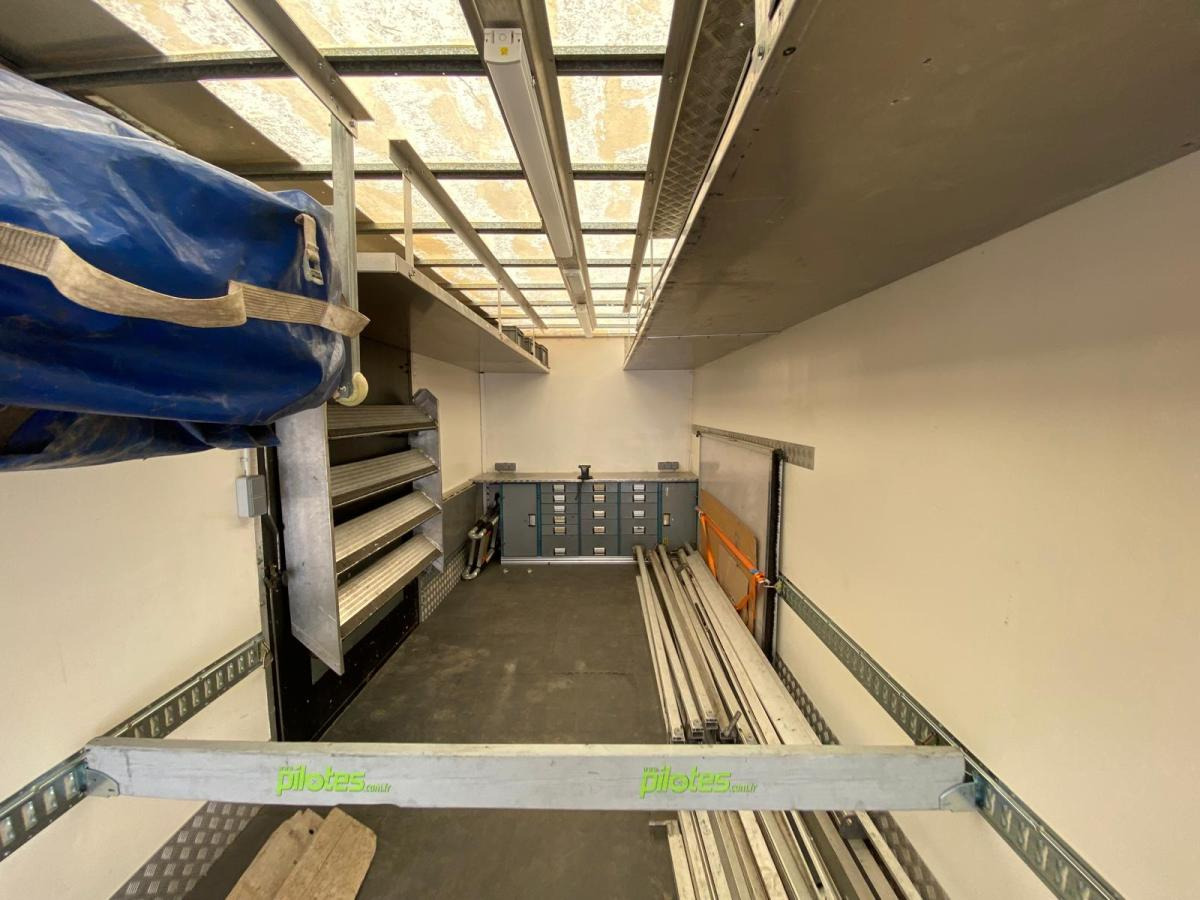 Μίσθωση ISUZU Camion SÉRIE N AVEC 2 STRUCTURES CHAPITEAUX ISUZU Camion SÉRIE N AVEC 2 STRUCTURES CHAPITEAUX: φωτογραφία 10