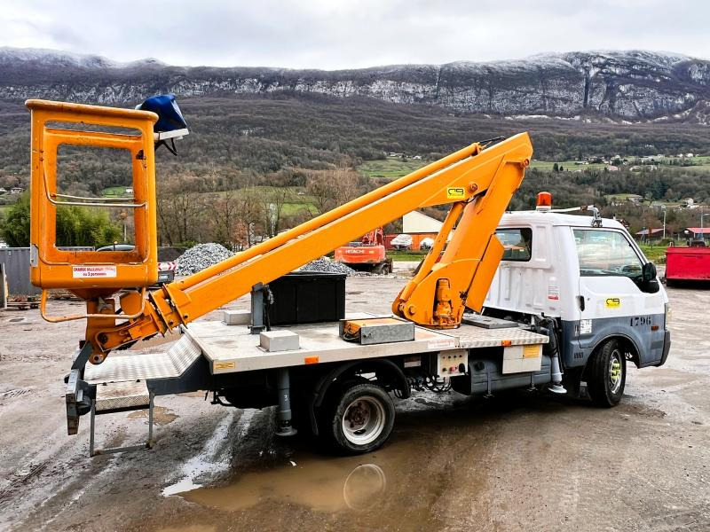 Mazda Bongo Fourgon Nacelle 14,5m - Πλατφόρμα εναέρια, Ελαφρύ επαγγελματικό: φωτογραφία 5 Mazda Bongo Fourgon Nacelle 14,5m - Πλατφόρμα εναέρια, Ελαφρύ επαγγελματικό: φωτογραφία 5