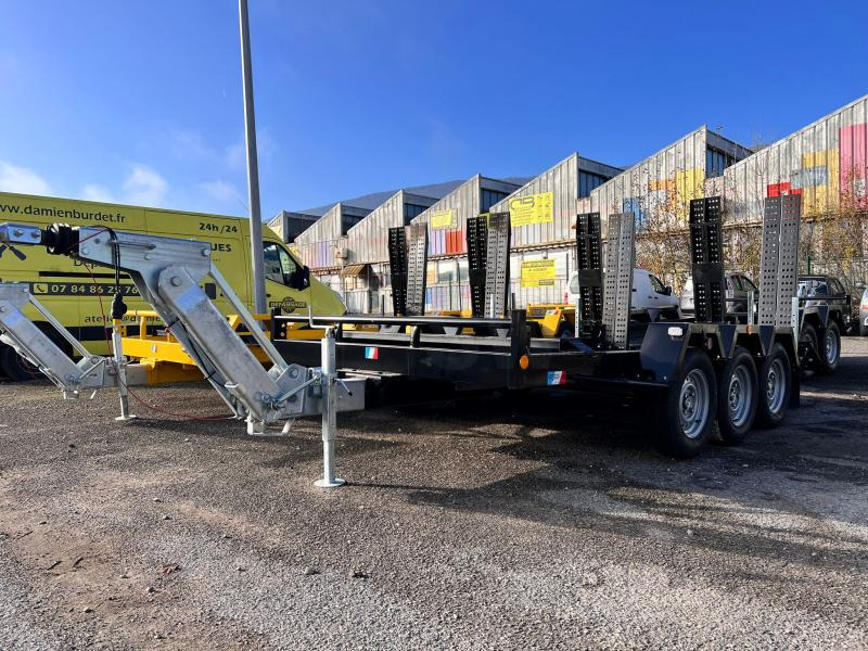 Moiroud TR3500 3 ESSIEUX 3T5 NEUVE MOIROUD NOIRE LARGE - Τρέιλερ μεταφοράς μηχανημάτων: φωτογραφία 2 Moiroud TR3500 3 ESSIEUX 3T5 NEUVE MOIROUD NOIRE LARGE - Τρέιλερ μεταφοράς μηχανημάτων: φωτογραφία 2