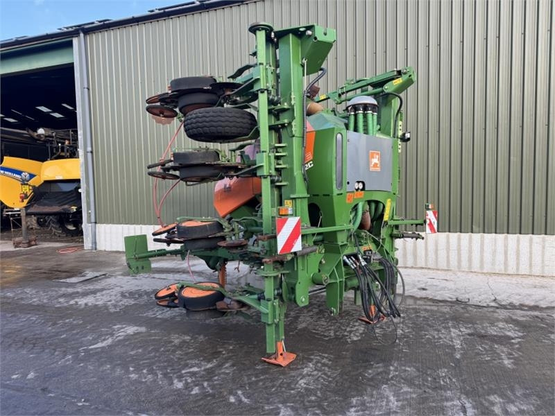 Amazone EDX 6000-2C Maize Drill - Σπαρτική με σβάρνα: φωτογραφία 1 Amazone EDX 6000-2C Maize Drill - Σπαρτική με σβάρνα: φωτογραφία 1