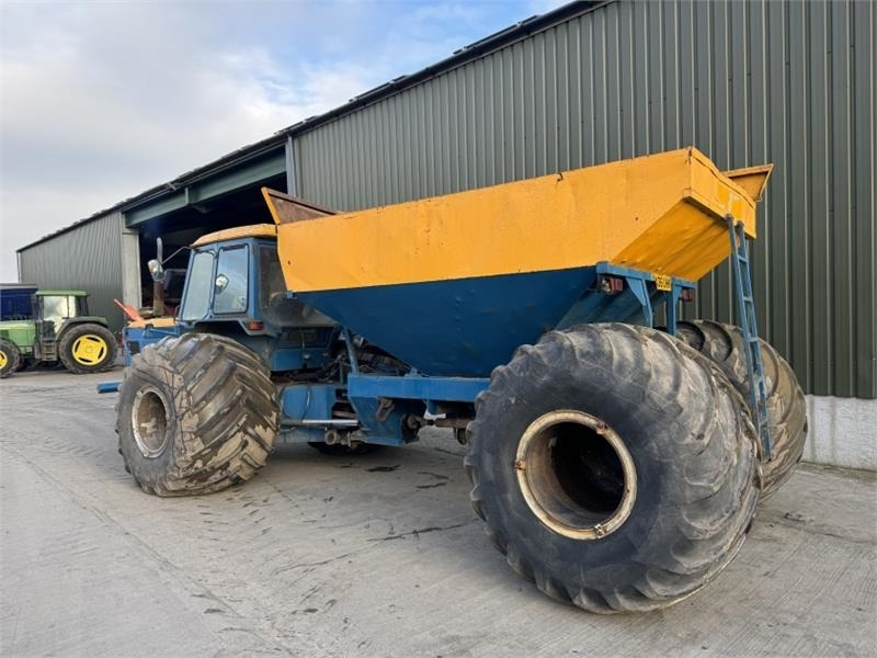 Ford 8210 Self Propelled Gravel Cart - Τρακτέρ: φωτογραφία 2 Ford 8210 Self Propelled Gravel Cart - Τρακτέρ: φωτογραφία 2