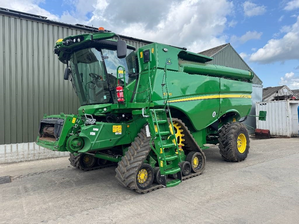 John Deere S785 4WD c/w 735D Header - Θεριζοαλωνιστική μηχανή: φωτογραφία 1 John Deere S785 4WD c/w 735D Header - Θεριζοαλωνιστική μηχανή: φωτογραφία 1