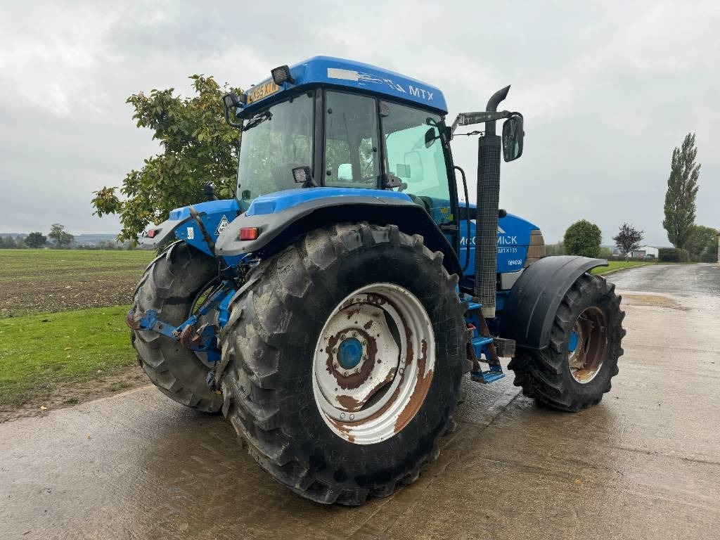 McCormick MTX 135 - Τρακτέρ: φωτογραφία 3 McCormick MTX 135 - Τρακτέρ: φωτογραφία 3