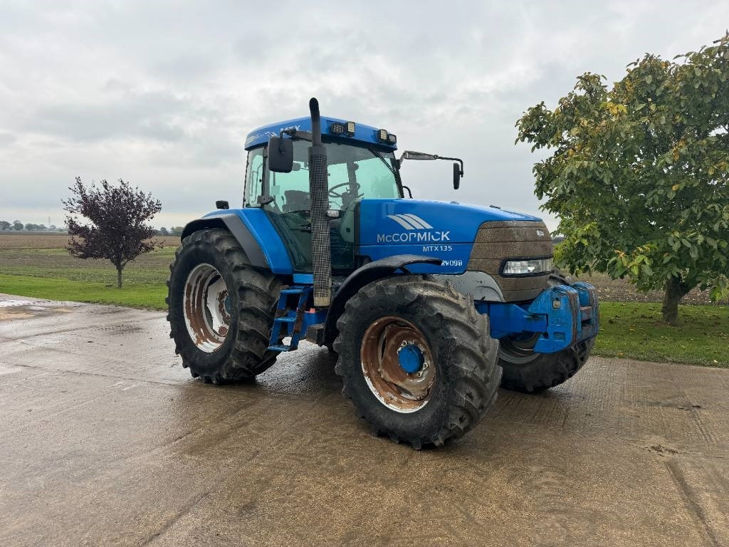 McCormick MTX 135 - Τρακτέρ: φωτογραφία 2 McCormick MTX 135 - Τρακτέρ: φωτογραφία 2