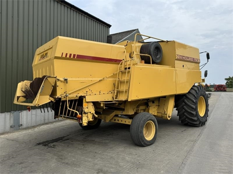 New Holland TX 36 - Εξαρτηματα - Θεριζοαλωνιστική μηχανή: φωτογραφία 2 New Holland TX 36 - Εξαρτηματα - Θεριζοαλωνιστική μηχανή: φωτογραφία 2