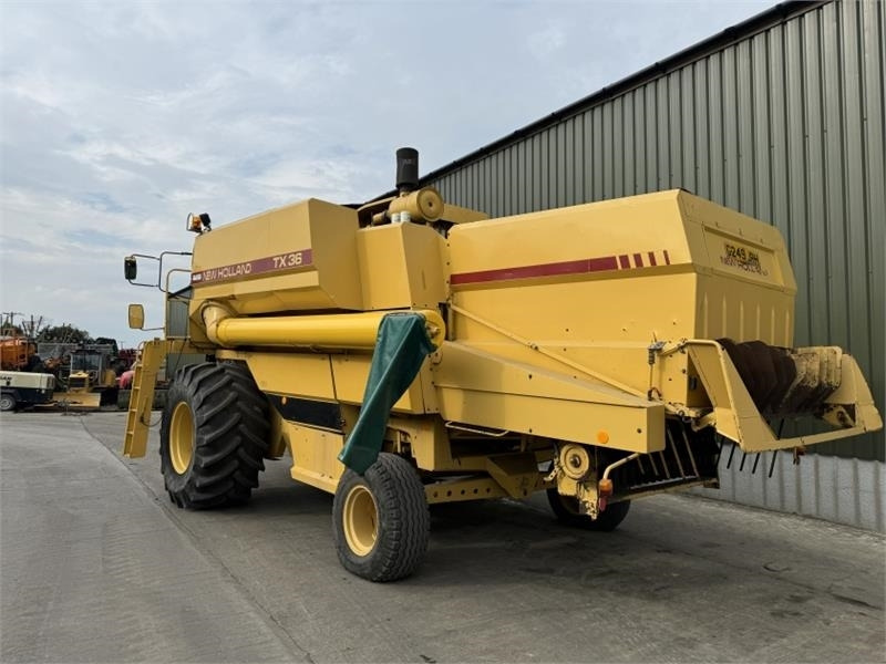 New Holland TX 36 - Εξαρτηματα - Θεριζοαλωνιστική μηχανή: φωτογραφία 4 New Holland TX 36 - Εξαρτηματα - Θεριζοαλωνιστική μηχανή: φωτογραφία 4