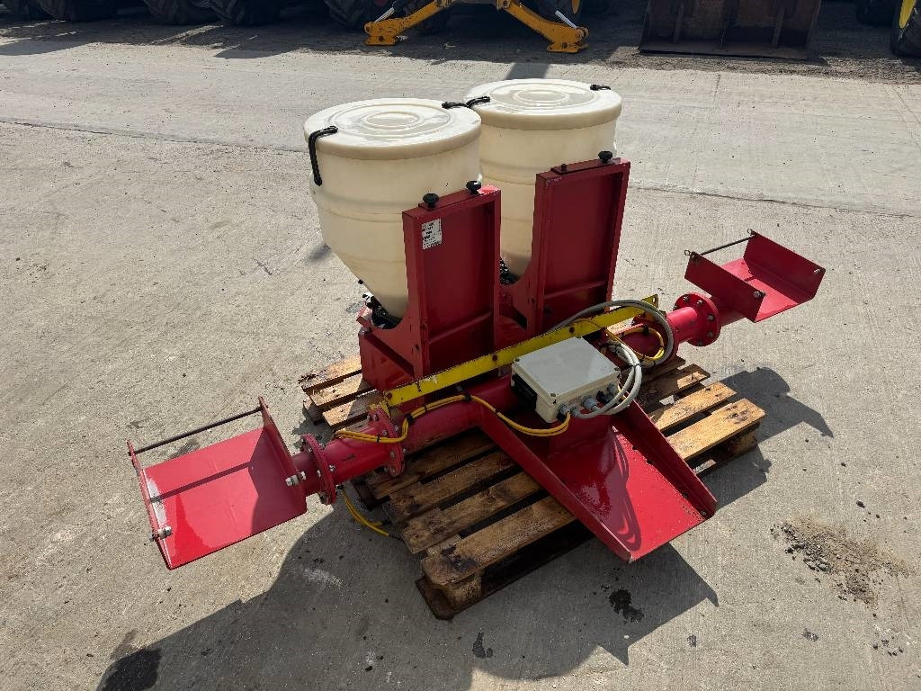 Stocks AG Fan Jet 36 Twin Slug Pelleters - Λιπασματοδιανομέας: φωτογραφία 5 Stocks AG Fan Jet 36 Twin Slug Pelleters - Λιπασματοδιανομέας: φωτογραφία 5