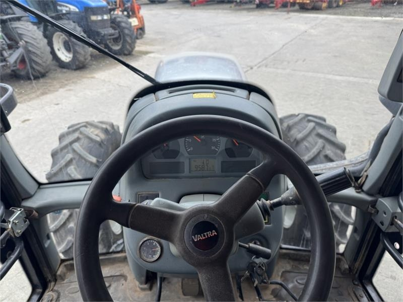 Τρακτέρ Valtra T121 Tractor: φωτογραφία 17