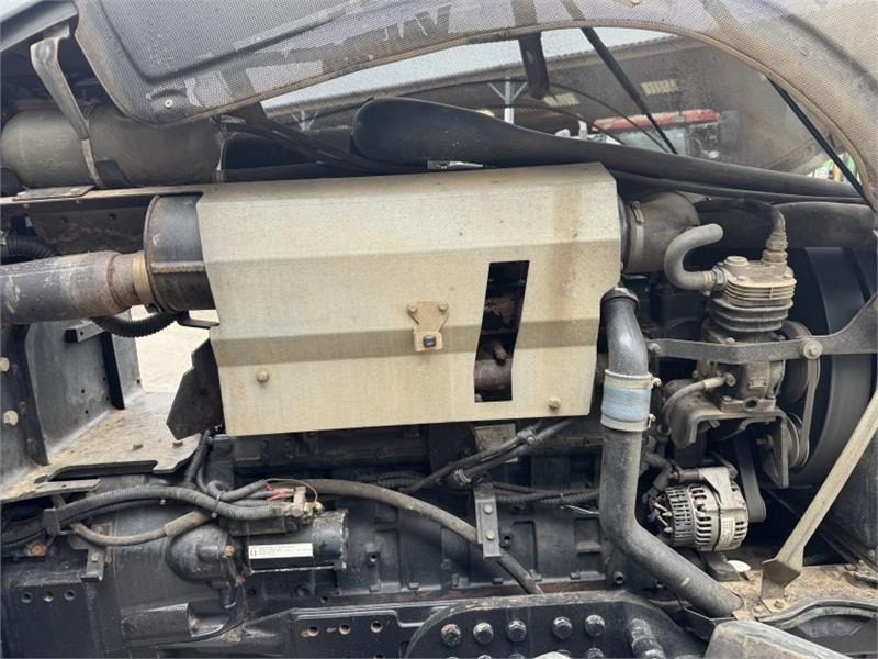 Τρακτέρ Valtra T121 Tractor: φωτογραφία 12