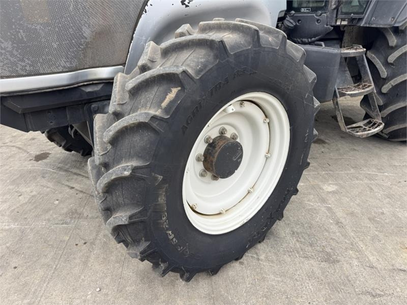 Τρακτέρ Valtra T121 Tractor: φωτογραφία 8
