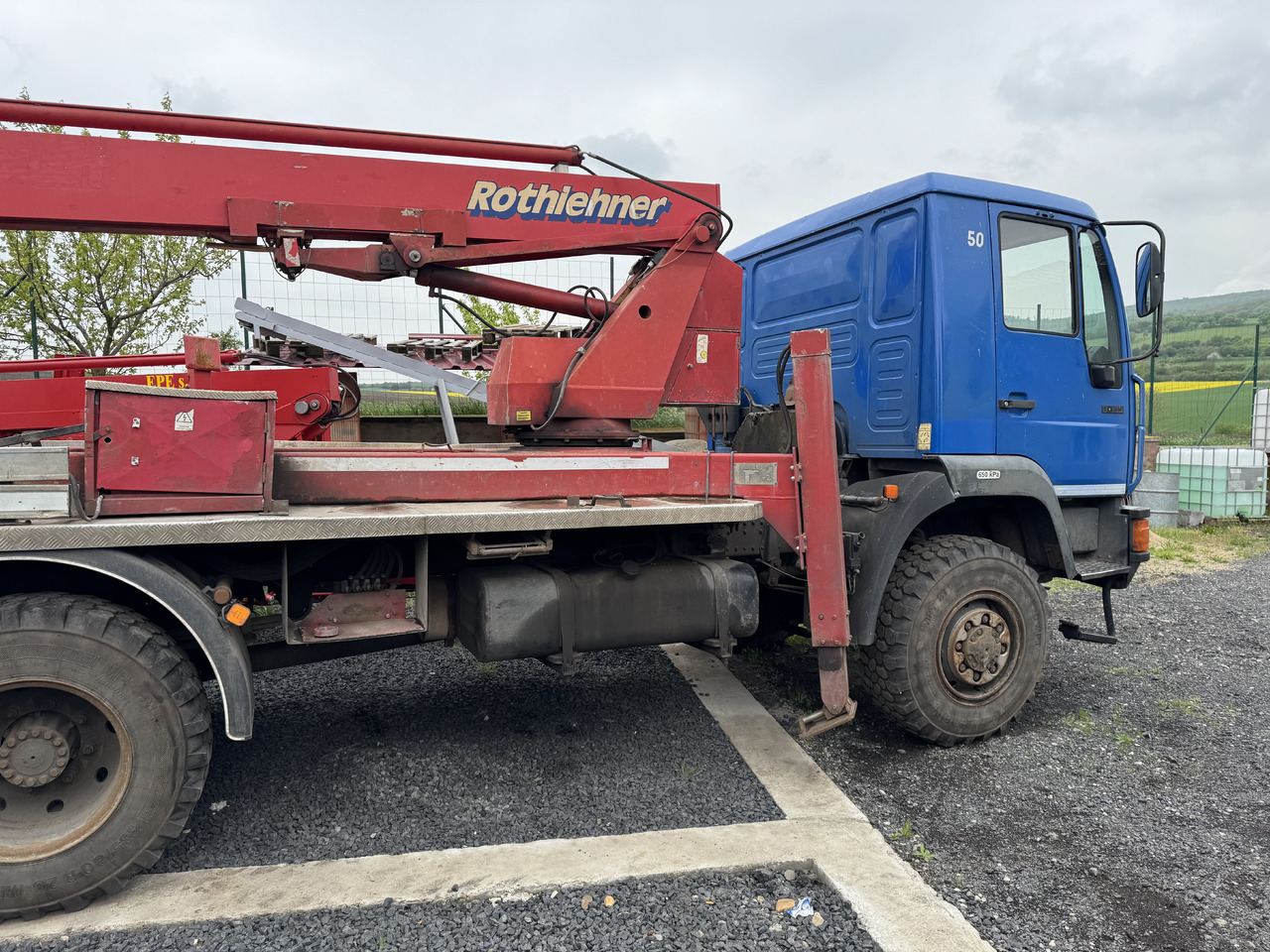 MAN 8-163 / 4X4 / PODNOŚNIK KOSZOWY / NISKI PRZEBIEG - Φορτηγό με γερανό: φωτογραφία 3 MAN 8-163 / 4X4 / PODNOŚNIK KOSZOWY / NISKI PRZEBIEG - Φορτηγό με γερανό: φωτογραφία 3