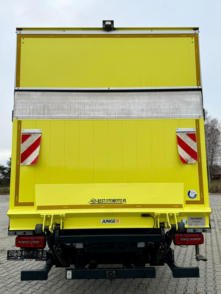 MAN TGM 15.250 / IZOTERMA / WINDA / 18 EUROPALET / ŁADOWNOŚĆ 7 615 KG / 150 TYŚ KM / AUTOMAT / JAK NOWY / 2020 ROK / KONTENER - Φορτηγό ισοθερμικό: φωτογραφία 5 MAN TGM 15.250 / IZOTERMA / WINDA / 18 EUROPALET / ŁADOWNOŚĆ 7 615 KG / 150 TYŚ KM / AUTOMAT / JAK NOWY / 2020 ROK / KONTENER - Φορτηγό ισοθερμικό: φωτογραφία 5