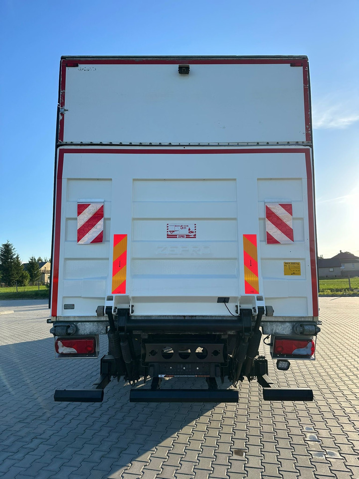 MAN TGM 18.290 / CHŁODNIA / WINDA / 20 EUROPALET / 8.2 M DŁUGOŚCI / 2018 ROK / 410 TYS KM - Φορτηγό ψυγείο: φωτογραφία 4 MAN TGM 18.290 / CHŁODNIA / WINDA / 20 EUROPALET / 8.2 M DŁUGOŚCI / 2018 ROK / 410 TYS KM - Φορτηγό ψυγείο: φωτογραφία 4
