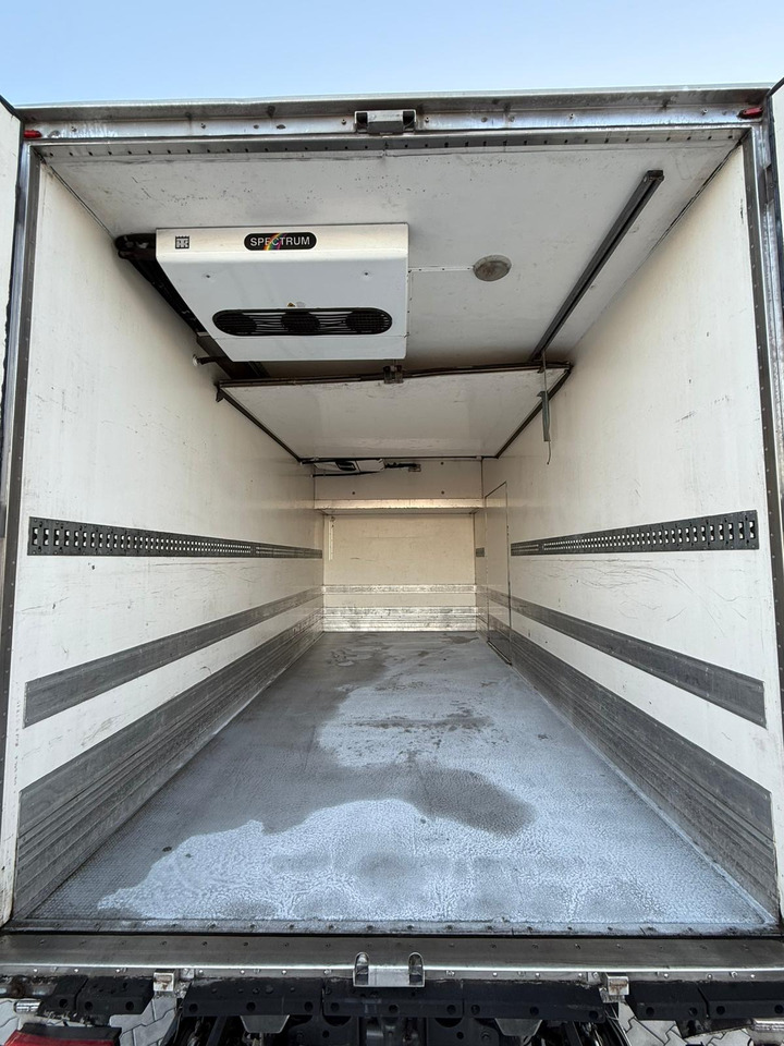 Φορτηγό ψυγείο MERCEDES-BENZ ACTROS 1840 / CHŁODNIA / WINDA / 15 EUROPALET / 6.10 M DŁUGOŚCI / DUŻA KABINA / AUTOMAT / SPROWADZONY / SERWISOWANY / EURO 6: φωτογραφία 6