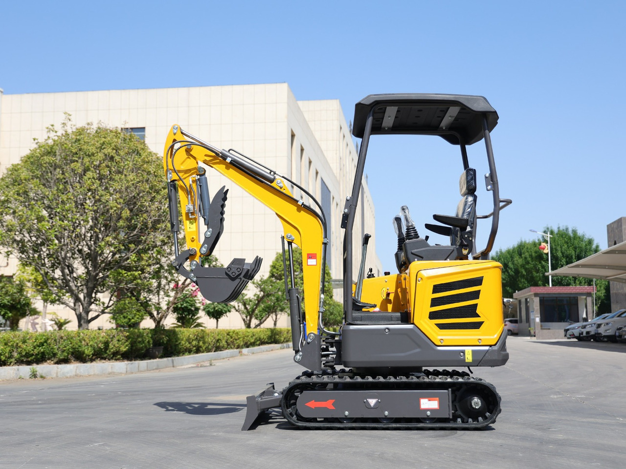 Müller Machinery Diesel Mini excavator 1.8 Ton - Mini excavator MB 18 - SH Laidong KM385B motor - Μίνι εκσκαφέας: φωτογραφία 5 Müller Machinery Diesel Mini excavator 1.8 Ton - Mini excavator MB 18 - SH Laidong KM385B motor - Μίνι εκσκαφέας: φωτογραφία 5
