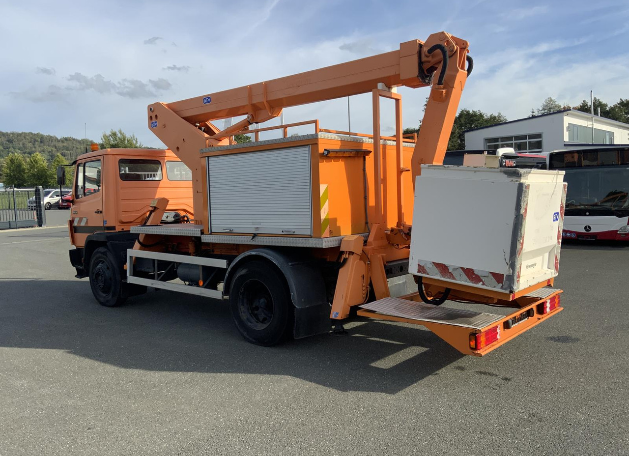 Mercedes-Benz 1117 - Φορτηγό με εναέρια πλατφόρμα: φωτογραφία 4 Mercedes-Benz 1117 - Φορτηγό με εναέρια πλατφόρμα: φωτογραφία 4