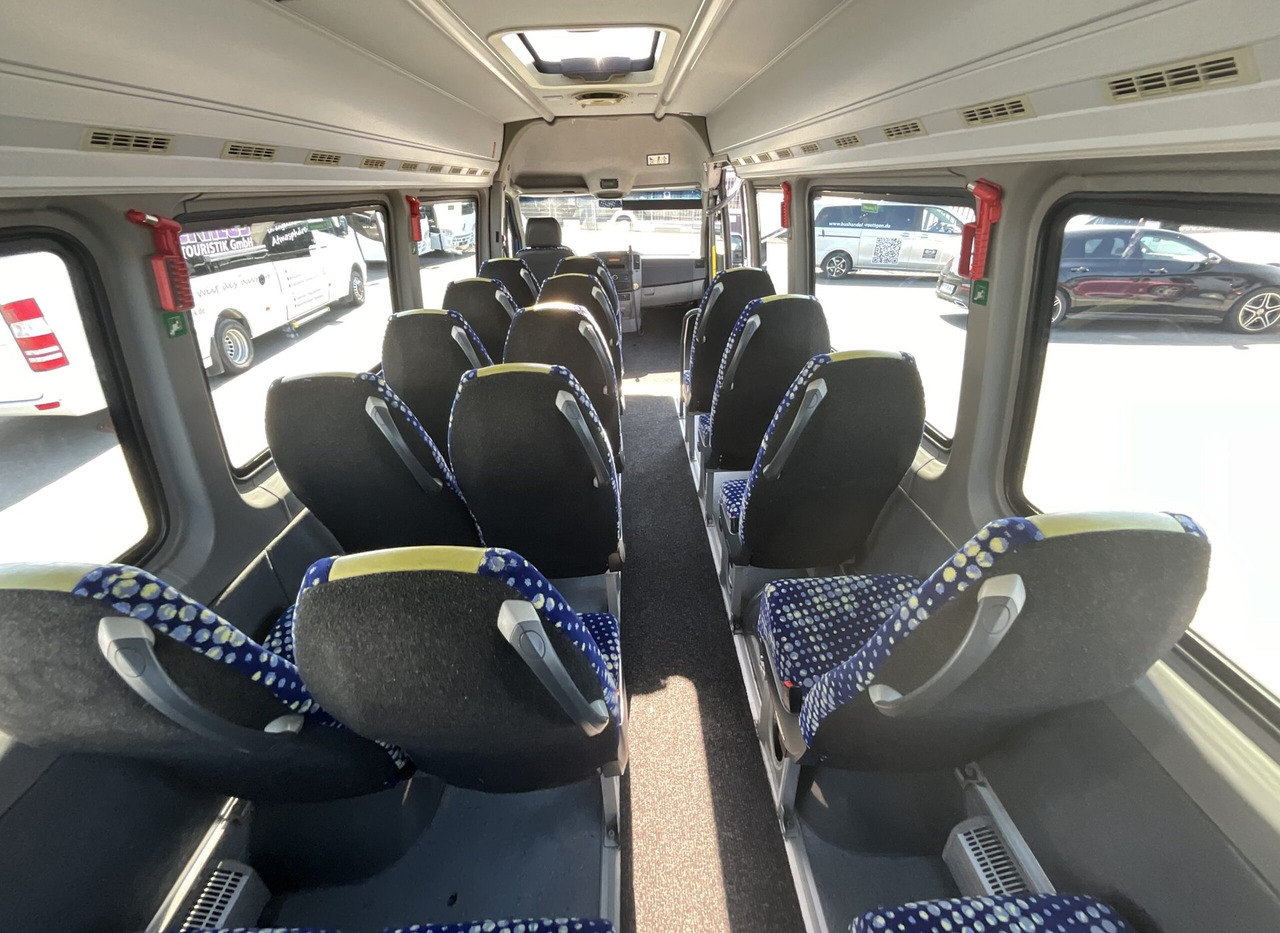 Μικρό λεωφορείο, Επιβατικό βαν Mercedes-Benz 519 CDI Sprinter: φωτογραφία 13