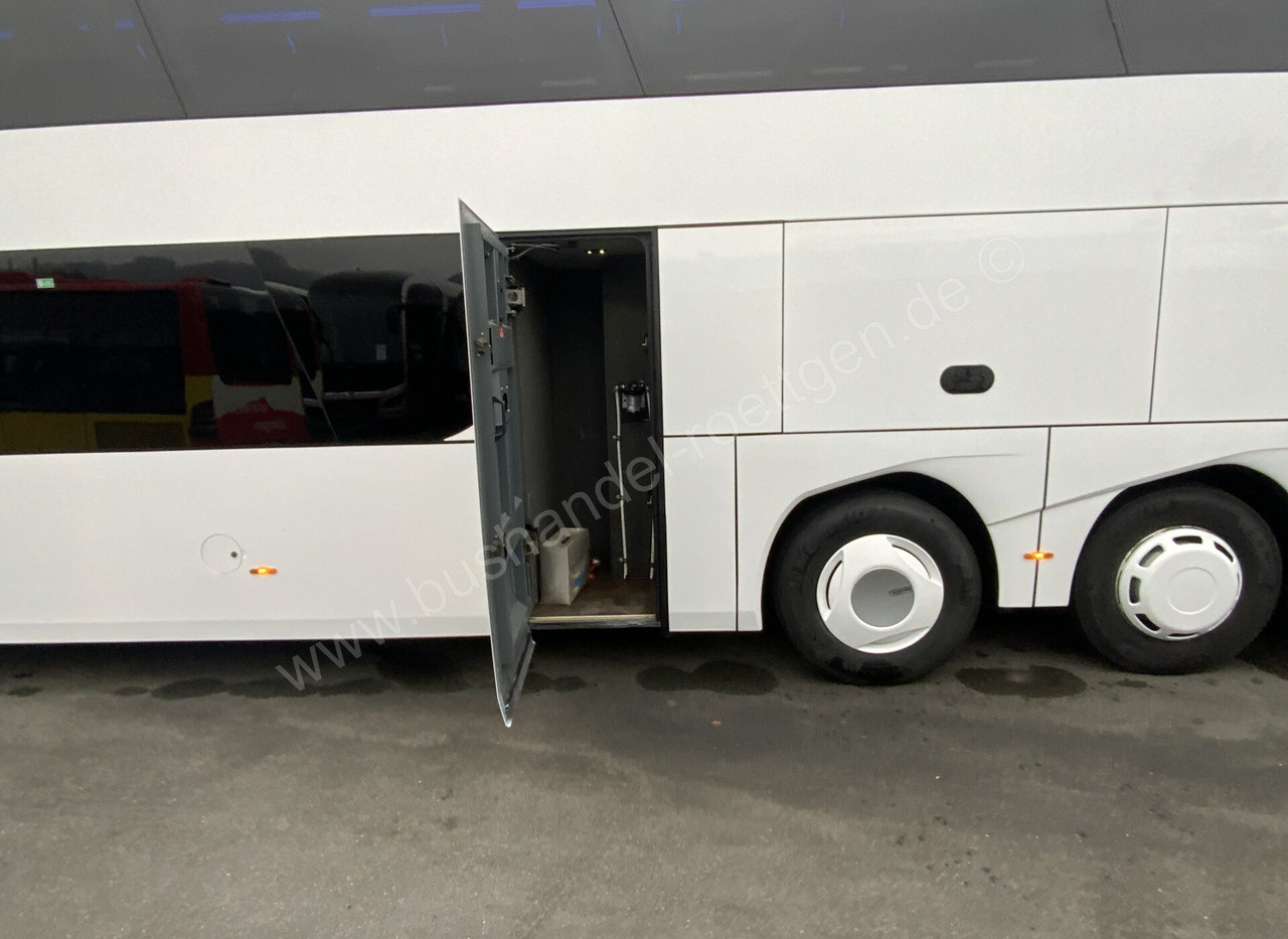 Interior photo 2: Διώροφο λεωφορείο Neoplan Skyliner L Interior photo 2: Διώροφο λεωφορείο Neoplan Skyliner L