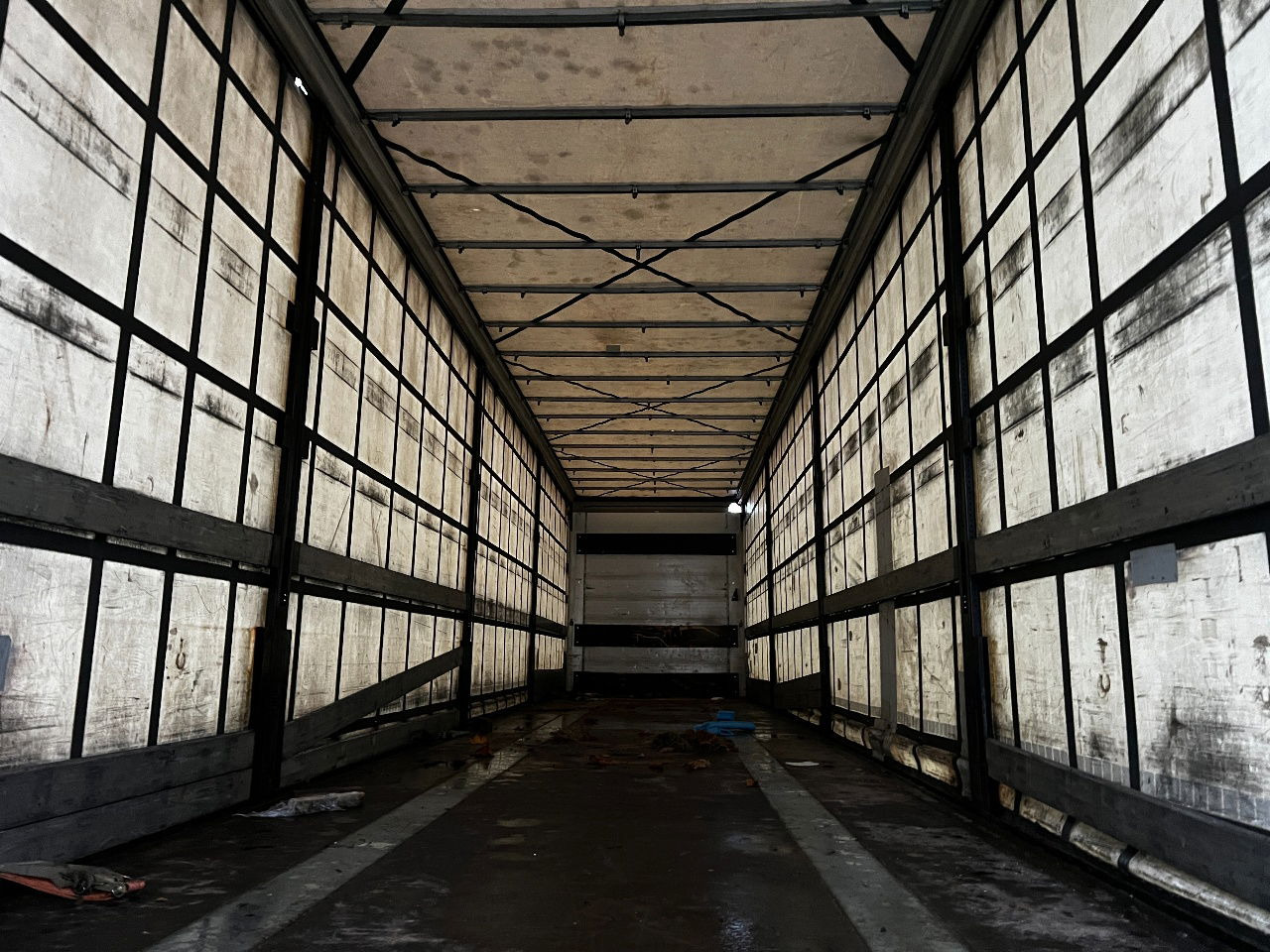 Kögel SN24 met liftas en SAF assen - Επικαθήμενο κουρτίνα: φωτογραφία 5 Kögel SN24 met liftas en SAF assen - Επικαθήμενο κουρτίνα: φωτογραφία 5