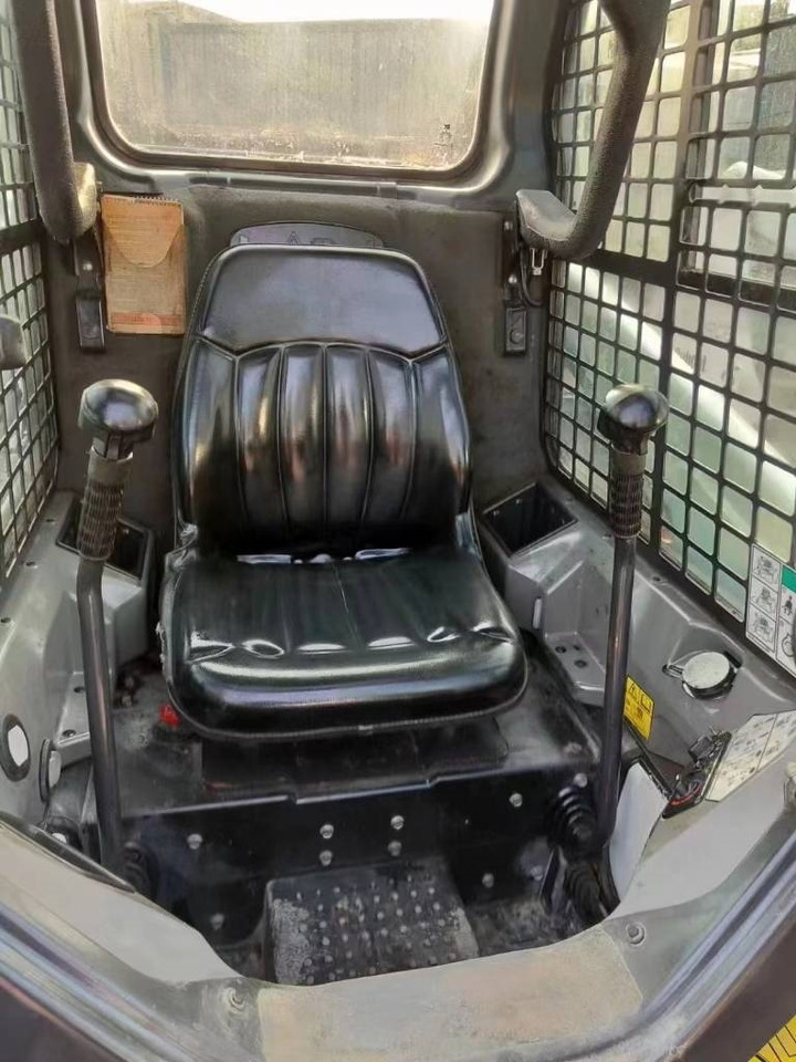 Bobcat S 450 - Φορτωτής πλάγιας ολίσθησης: φωτογραφία 3 Bobcat S 450 - Φορτωτής πλάγιας ολίσθησης: φωτογραφία 3