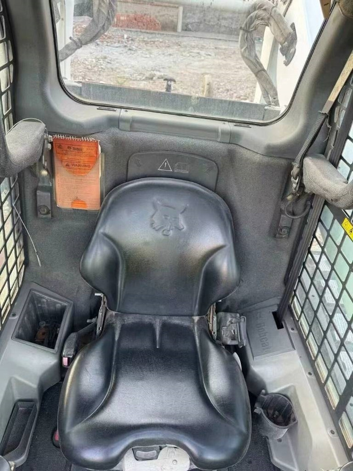 Bobcat T 770 - Φορτωτής πλάγιας ολίσθησης: φωτογραφία 5 Bobcat T 770 - Φορτωτής πλάγιας ολίσθησης: φωτογραφία 5