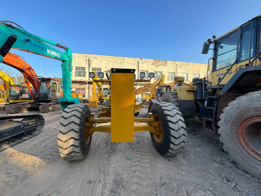 CAT 140 H - Γκρέιντερ: φωτογραφία 4 CAT 140 H - Γκρέιντερ: φωτογραφία 4