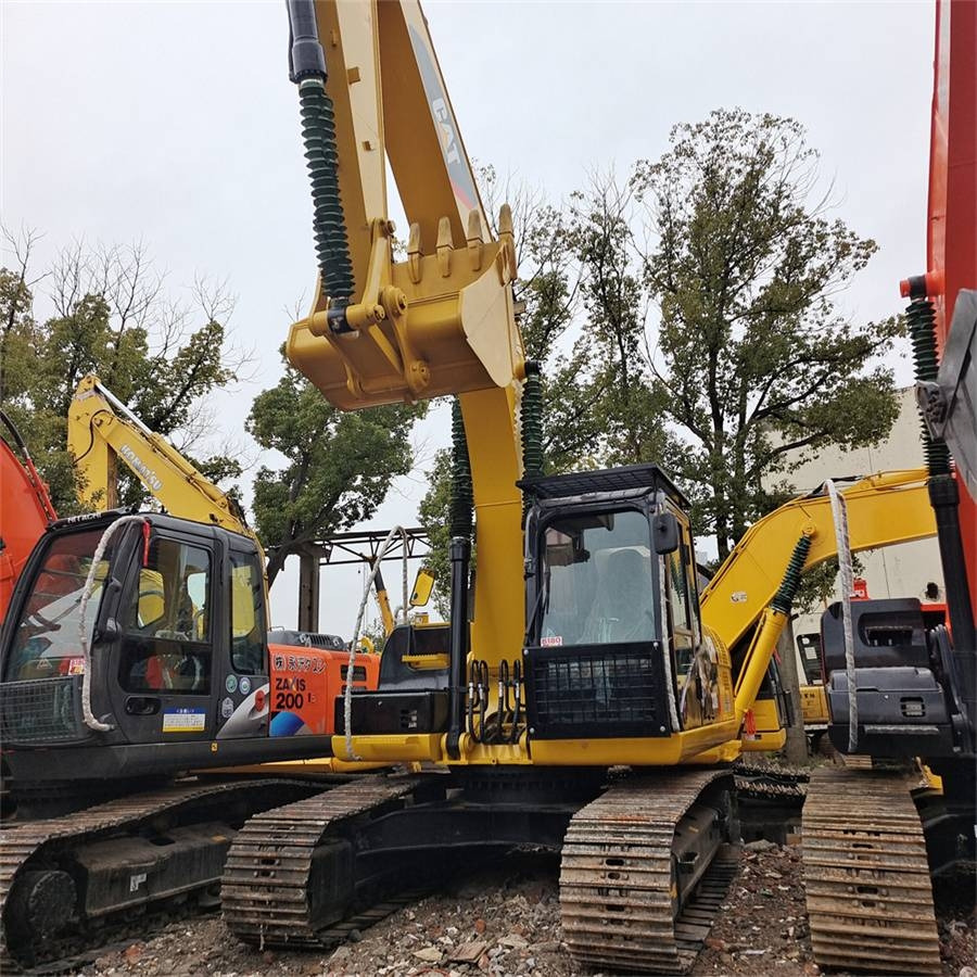 CAT 320 D - Ερπυστριοφόρος εκσκαφέας: φωτογραφία 1 CAT 320 D - Ερπυστριοφόρος εκσκαφέας: φωτογραφία 1