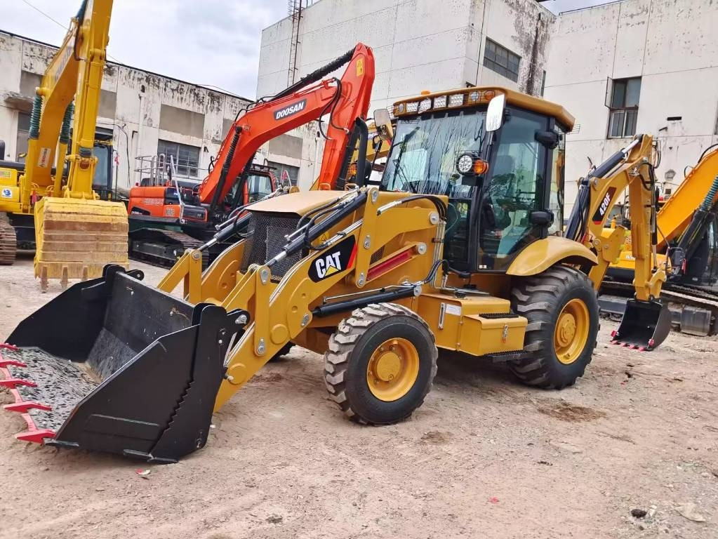 CAT 420 F 100% brand new machine - Φορτωτής εκσκαφέας: φωτογραφία 1 CAT 420 F 100% brand new machine - Φορτωτής εκσκαφέας: φωτογραφία 1