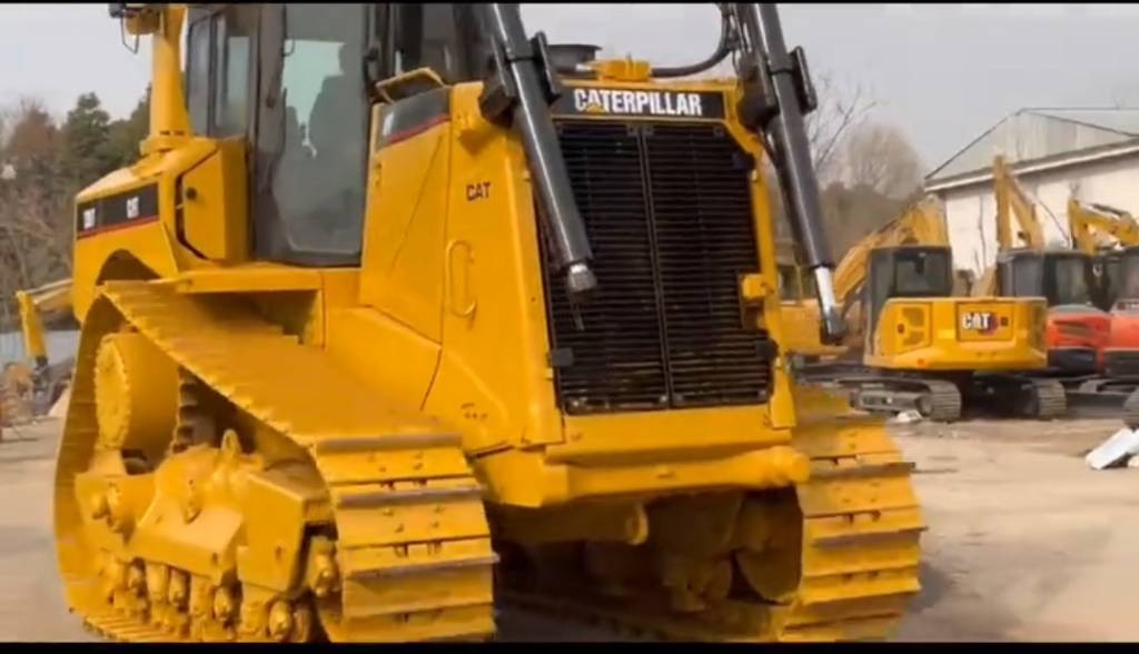 CAT D 8 T - Μπουλντόζα: φωτογραφία 2 CAT D 8 T - Μπουλντόζα: φωτογραφία 2