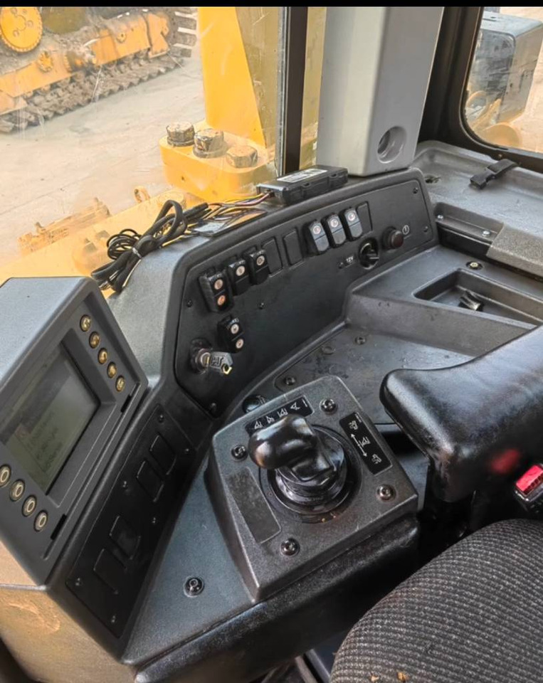 CAT D 8 T - Μπουλντόζα: φωτογραφία 4 CAT D 8 T - Μπουλντόζα: φωτογραφία 4