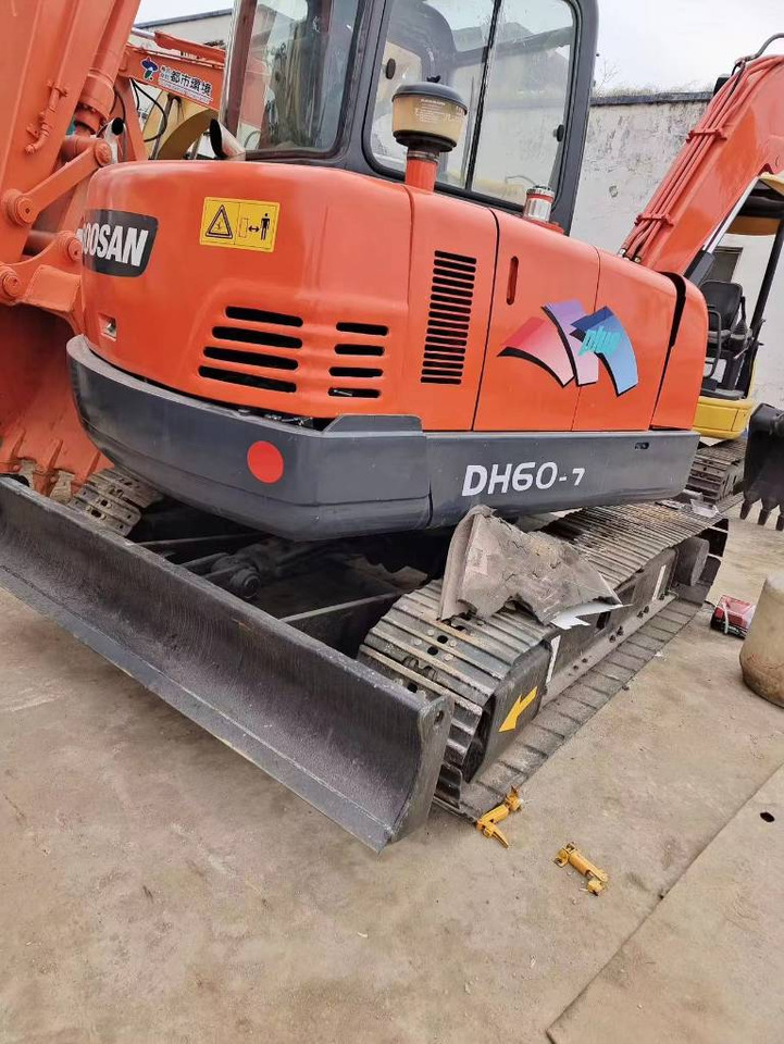 Doosan DH 60-7 - Μίνι εκσκαφέας: φωτογραφία 4 Doosan DH 60-7 - Μίνι εκσκαφέας: φωτογραφία 4