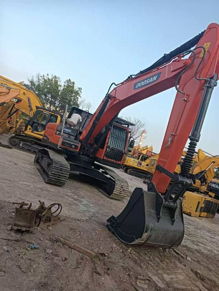 Doosan DX 225 LC-9C - Ερπυστριοφόρος εκσκαφέας: φωτογραφία 5 Doosan DX 225 LC-9C - Ερπυστριοφόρος εκσκαφέας: φωτογραφία 5