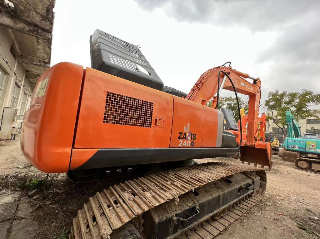 Hitachi ZX 240-3 - Ερπυστριοφόρος εκσκαφέας: φωτογραφία 5 Hitachi ZX 240-3 - Ερπυστριοφόρος εκσκαφέας: φωτογραφία 5