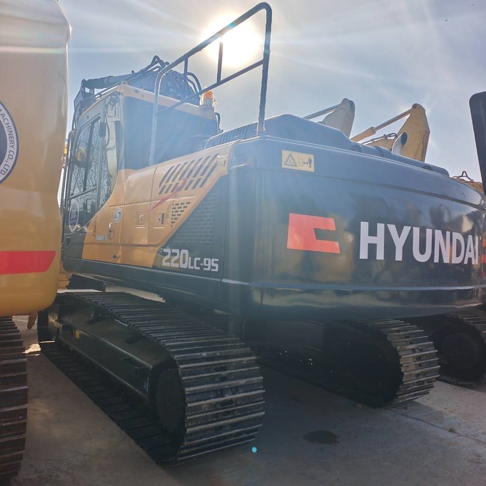 Hyundai 220LC-9T - Ερπυστριοφόρος εκσκαφέας: φωτογραφία 5 Hyundai 220LC-9T - Ερπυστριοφόρος εκσκαφέας: φωτογραφία 5